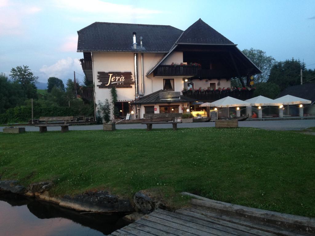 Jerà am Furtnerteich Hotel-Ristorante&Relax Mariahof Exterior foto